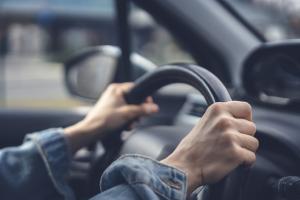 Cette habitude au volant peut vous faire perdre votre permis