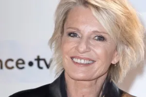 Sophie Davant s'évade sous les tropiques en plein hiver, à plus de 4000 km de la France