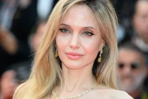 Angelina Jolie