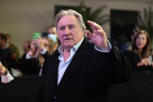 gérard depardieu lors de la cérémonie de clôture du 3ème festival cineroman à nice, france, le 24 octobre 2021 photo par lucie choquet abacapresscom