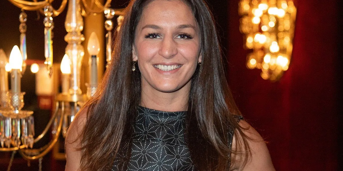 lucie bertaud (koh lanta 2021) attending the 'soy de cuba, viva la vida' show premiere at the casino de paris in paris, france, on june 03, 2021 photo by aurore marechal abacapresscom , 767751 013 paris france
