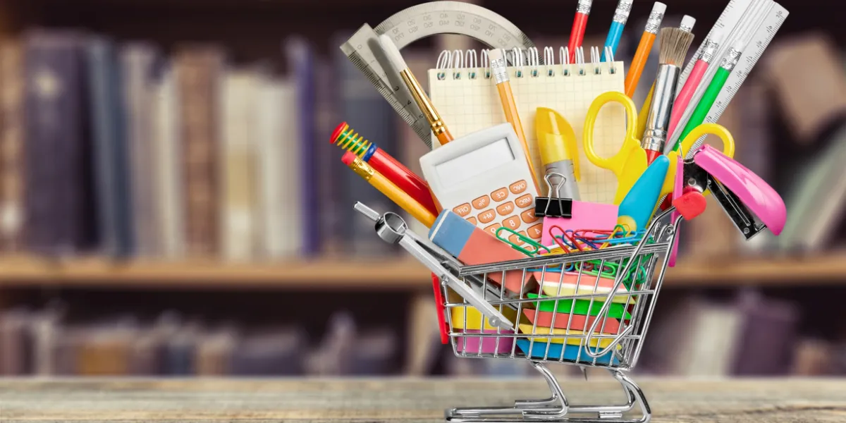 L’allocation de rentrée scolaire doit-elle couvrir uniquement les frais liés à l’école ?