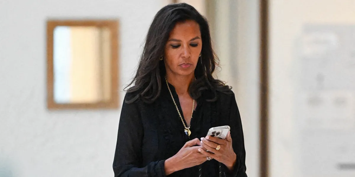 karine le marchand site de rencontres