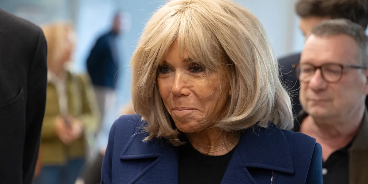 Affaire Brigitte Macron : la régulation des réseaux sociaux doit-elle être renforcée ?