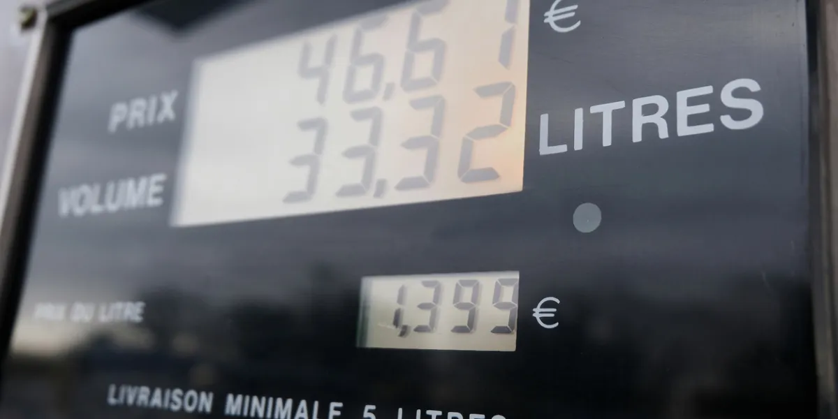 Pourquoi le prix des carburants augmente à partir du 1er janvier 2026 ?