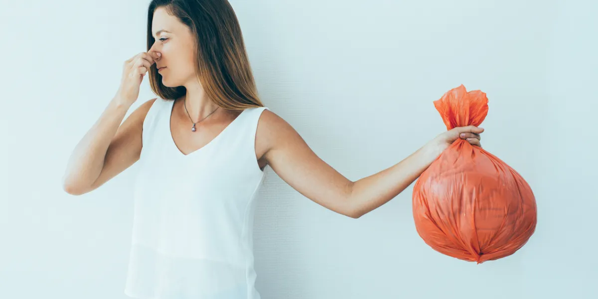 Odeurs de poubelle