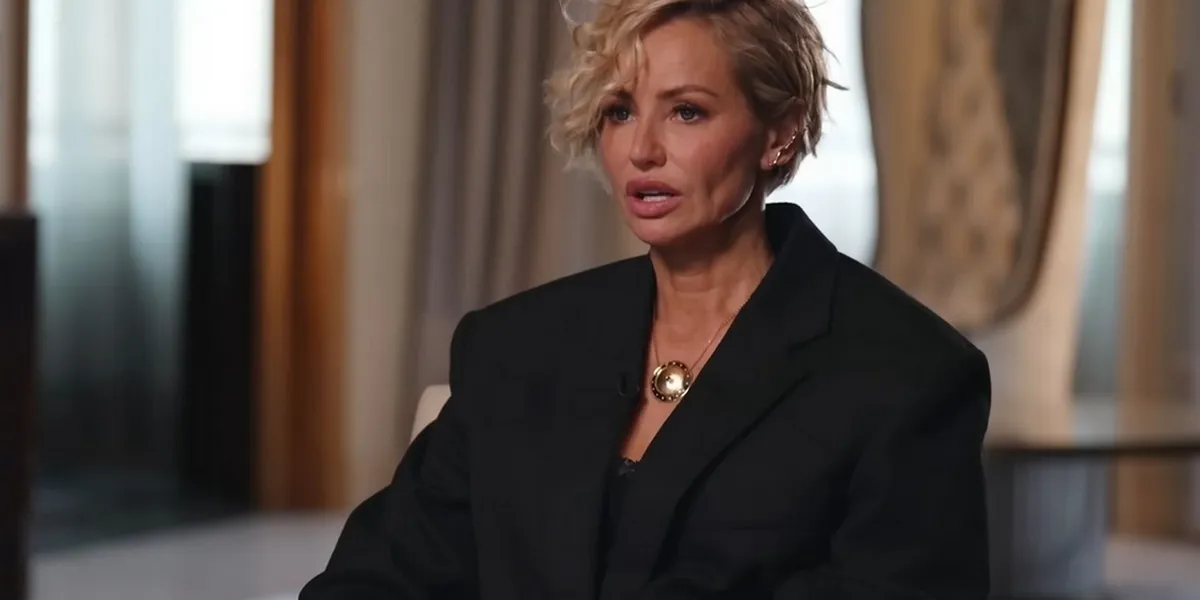 adriana karembeu maman