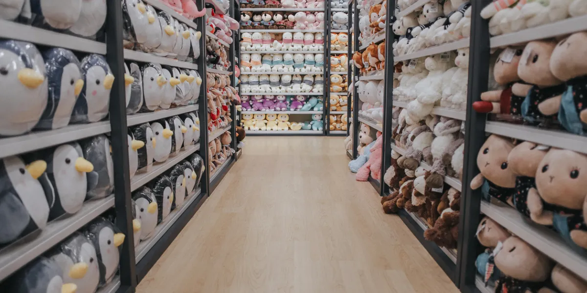 Intermarché alerte sur des "fraudes" autour de la peluche loup de sa publicité de Noël