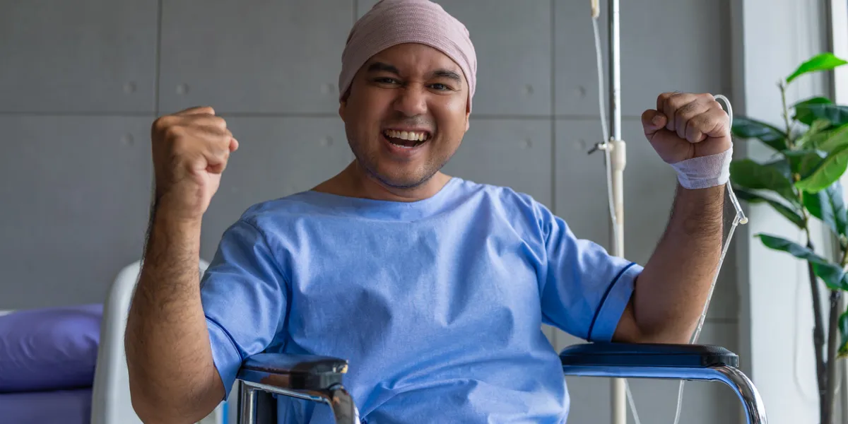 Patient heureux hôpital