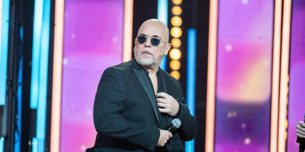 Pascal Obispo compare les candidats de la Star Academy à des "têtards" glorifiés trop vite avant de craquer pour l’un d’entre eux