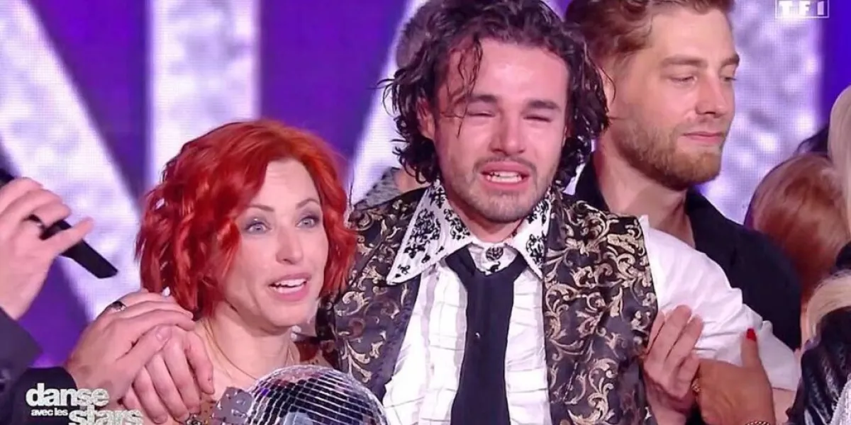 Natasha St-Pier : son trophée de Danse avec les stars au fond des toilettes