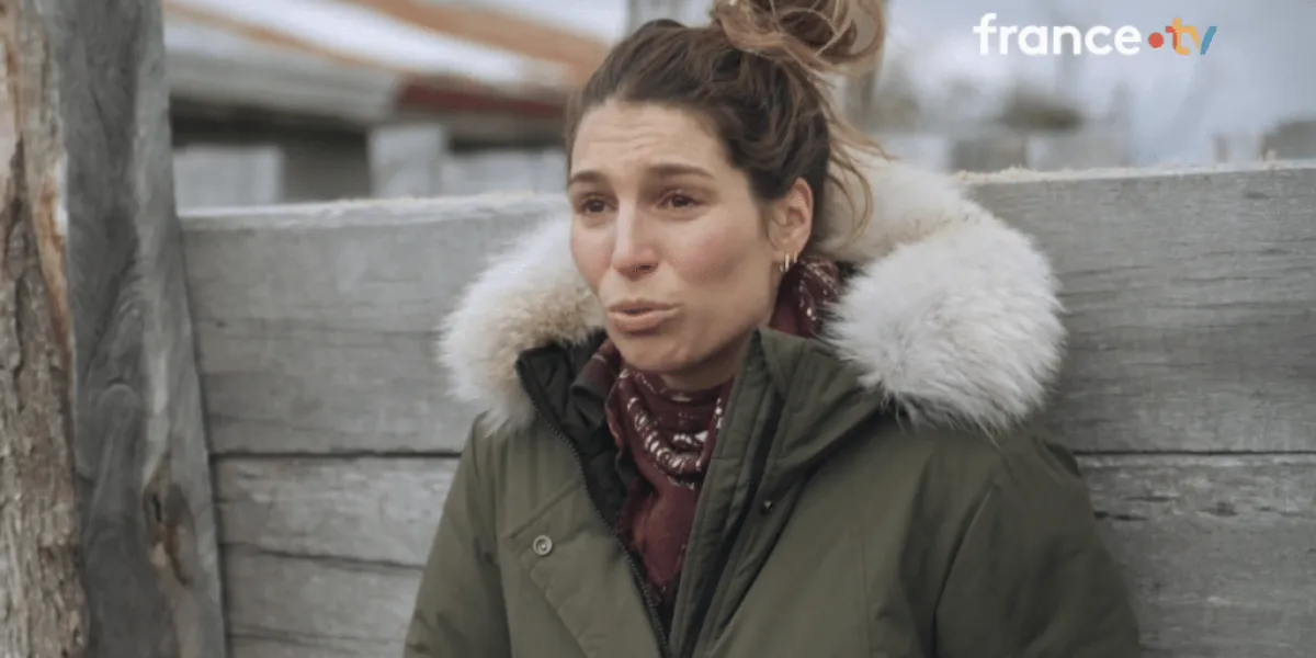 Rendez-vous en terre inconnue : Laury Thilleman révèle l’identité du prochain invité et il se trouve au coeur d’une polémique