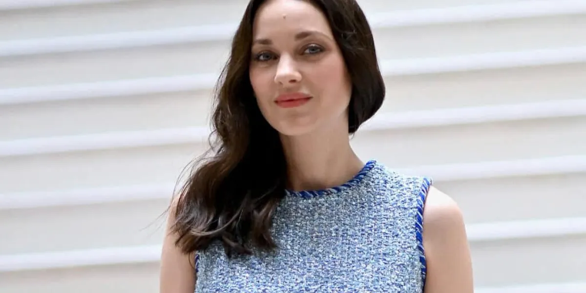 [05/03/2026 11:16:12] Issam Charhi: Tina Arena ou Mariotte [05/03/2026 15:06:39] Fannette: Marion Cotillard : voisine de Leonardo DiCaprio et Madonna, elle habite un quartier très select de Los Angeles