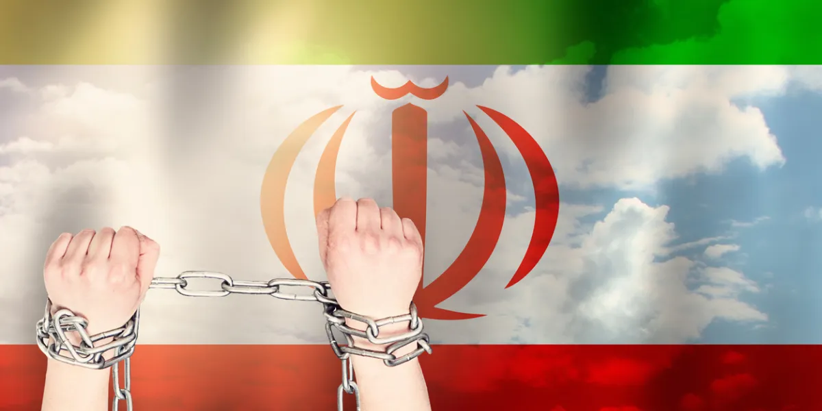 Iran : les ex-otages Cécile Kohler et Jacques Paris enfin libres, en route pour la France