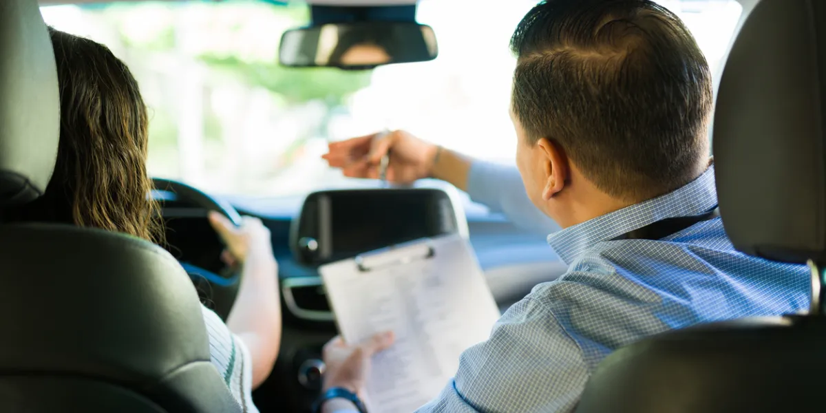 Hausse du prix du carburant : vers une augmentation du coût du permis de conduire ?