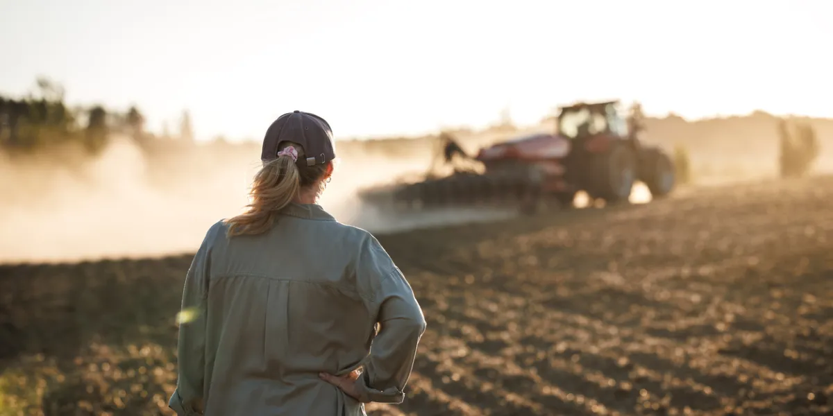 Précarité agricole : 43% des agriculteurs français vivent sous le SMIC