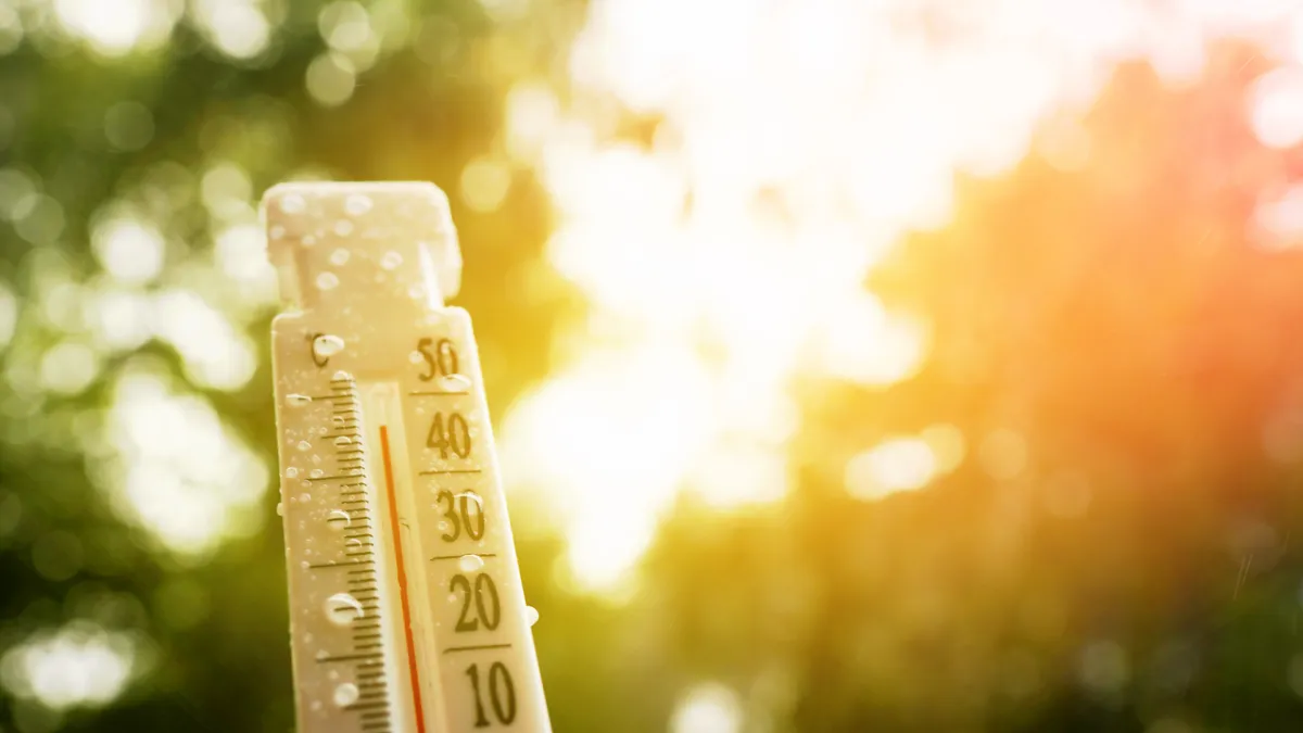 Canicule ce week-end : les 8 départements où la barre des 40 °C sera franchie 