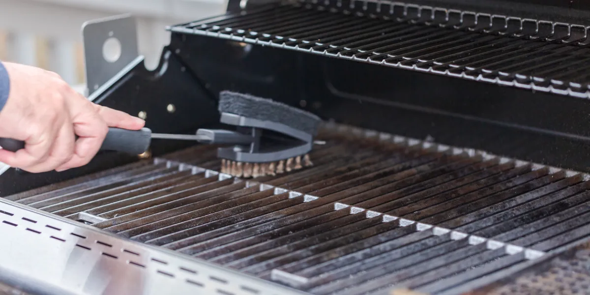 Nettoyage barbecue