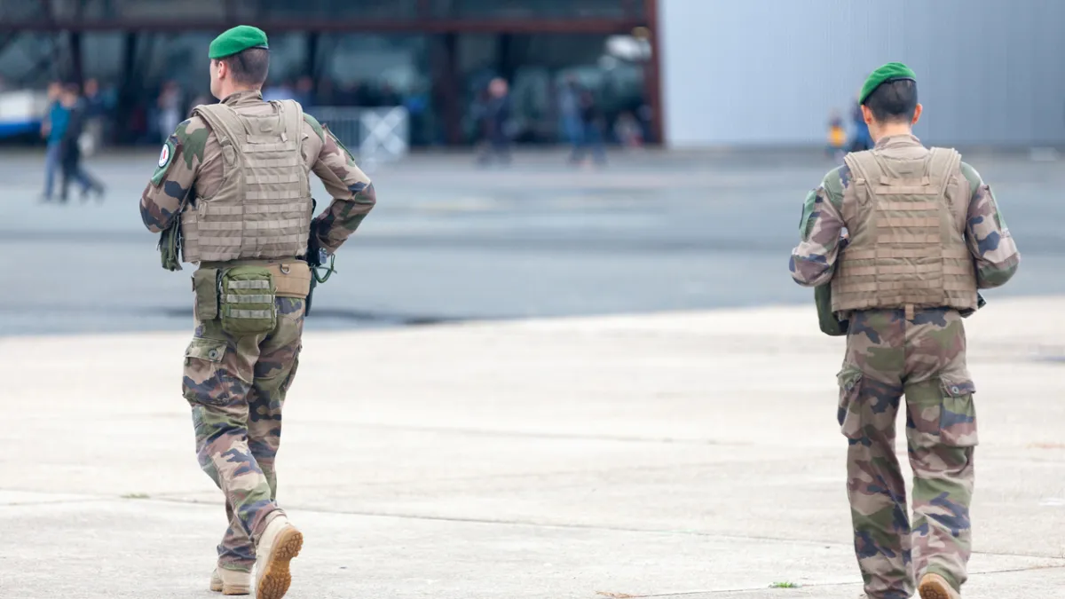 Militaires français