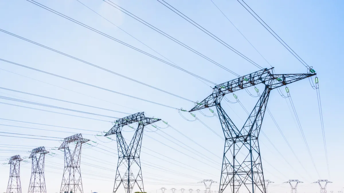 Piliers électriques haute tension