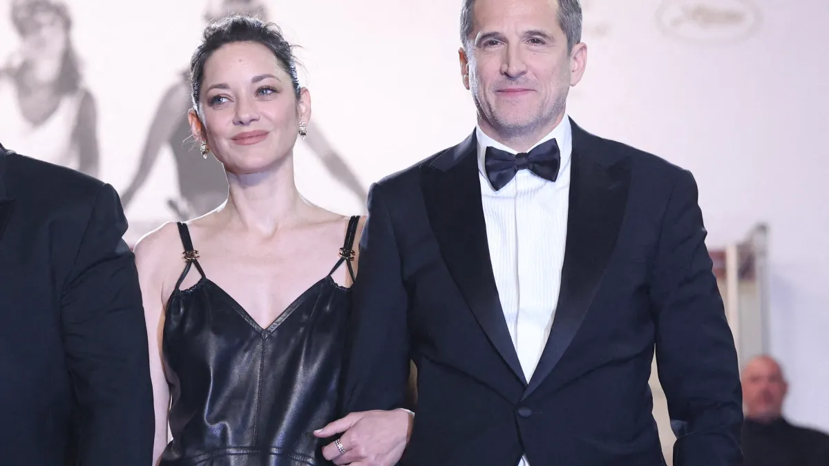 « Karma » : Guillaume Canet et Marion Cotillard réunis à Paris pour les débuts remarqués de leur fils Marcel