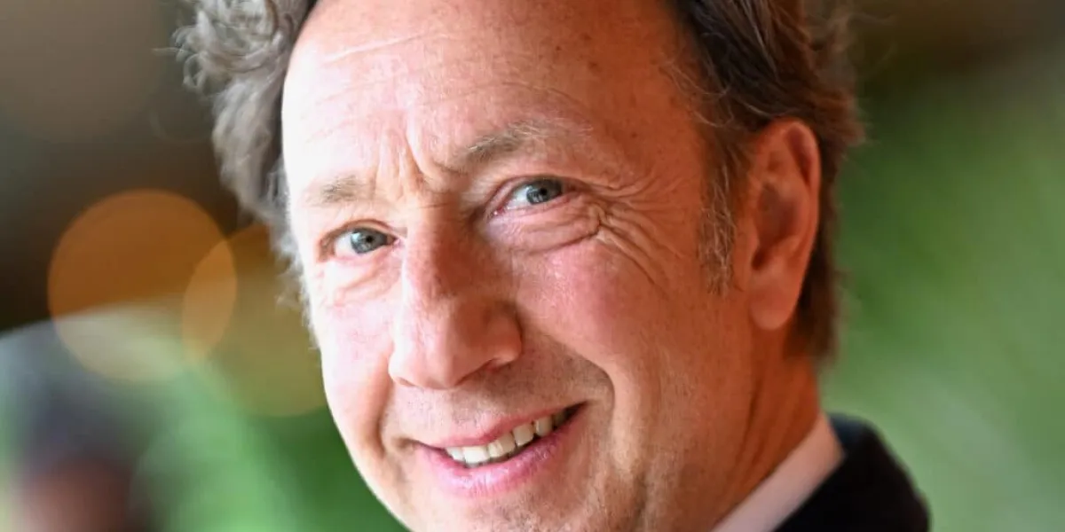 Cyril Féraud remplacé par Stéphane Bern : "Des hauts le cœur"