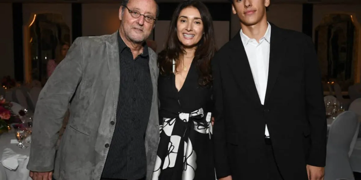 Jean Reno, Zofia et leur fils Cielo bien loin de la France : rare sortie en famille pour la bonne cause