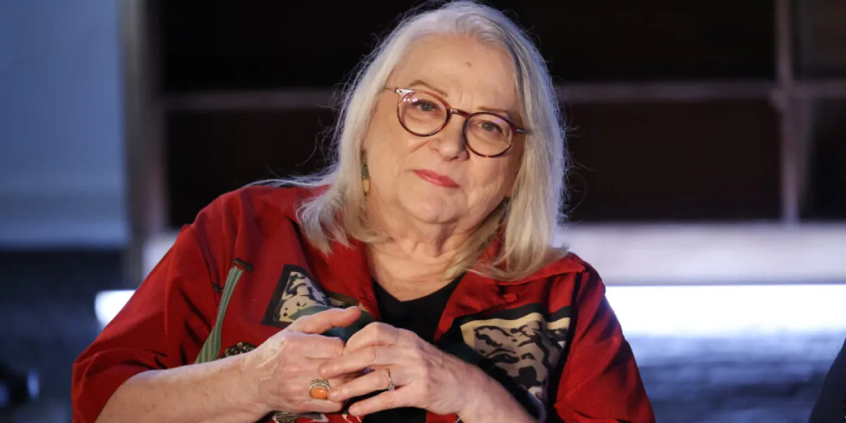 Josiane Balasko violemment critiquée après être apparue en bonne sœur à Caen