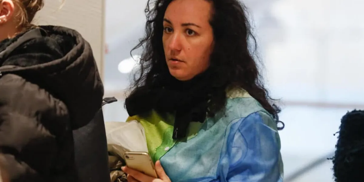 "C'est moral d'embrasser sa fille à pleine bouche ?" : Florence Porcel, la première accusatrice de PPDA, s’attaque à Serge Gainsbourg