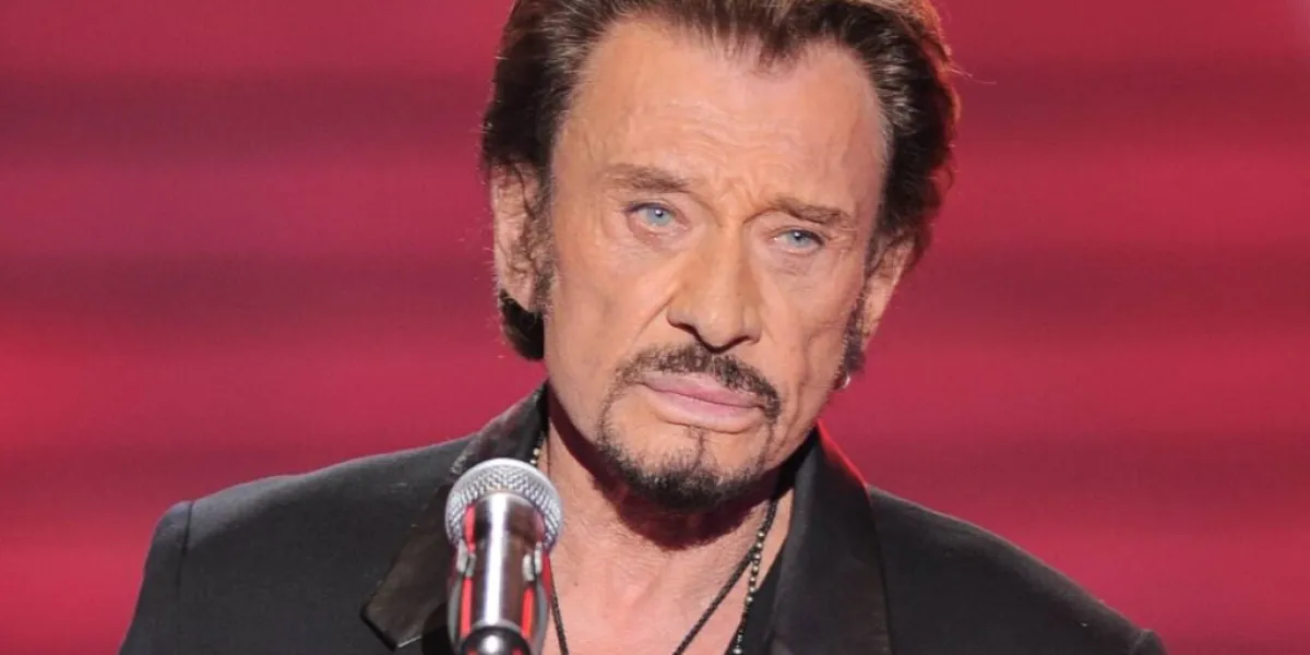 Johnny Hallyday a "tenté de se suicider" en s'ouvrant les veines : Michel Drucker, la terrifiante révélation