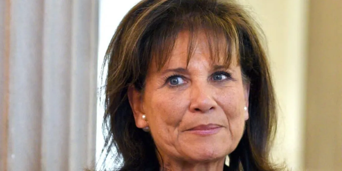 Anne Sinclair : ce reportage sur Jacques Martin, Pierre Bellemare, et les misogynes du PAF qui a lancé sa carrière