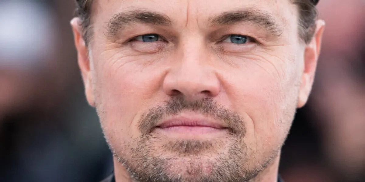 Leonardo DiCaprio connaît ses classiques : ce mythique acteur français qu’il idolâtre