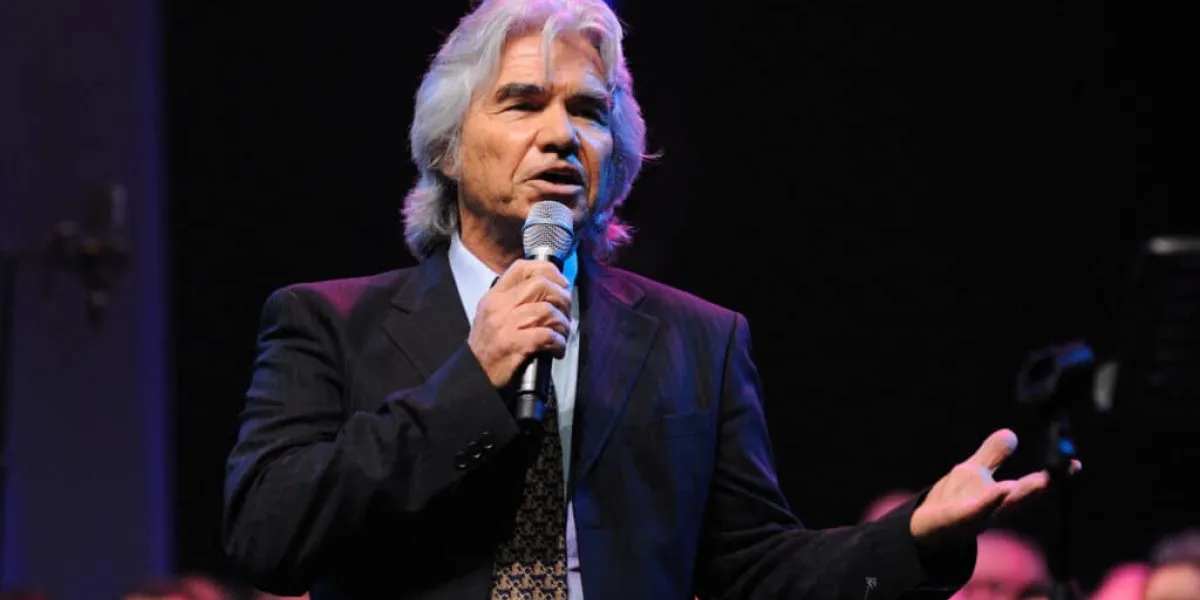 Daniel Guichard : cette chanson qu’il a piqué à Mireille Mathieu a lancé sa carrière