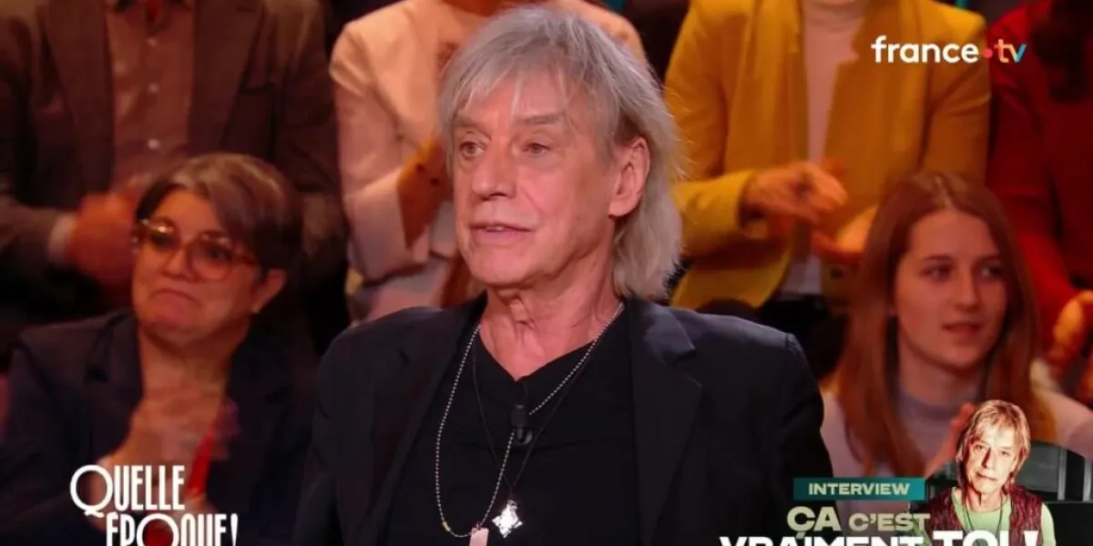 Jean-Louis Aubert jette un froid dans « Quelle époque », sa mère a tué son animal de compagnie : « Elle l’a jeté par la fenêtre »