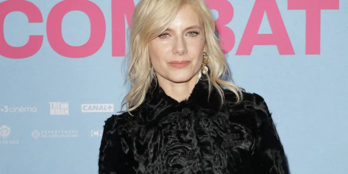 "C'était presque comme un fantasme" : Mélanie Laurent, ses confidences inattendues sur le plateau de "C à vous"