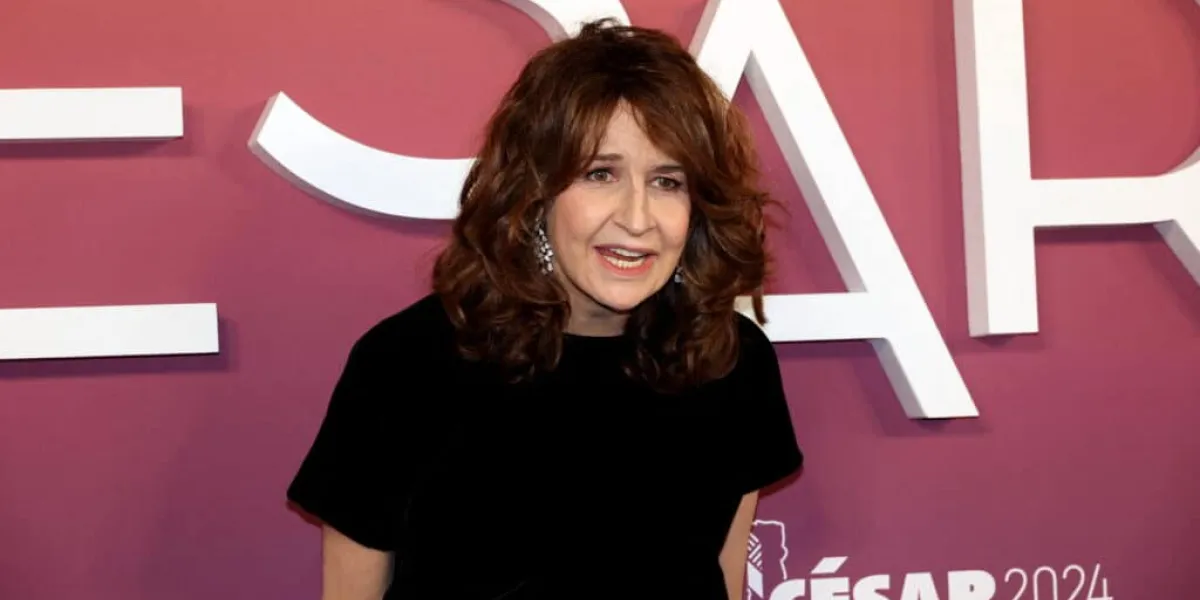 Valérie Lemercier incognito : elle navigue sur les réseaux sociaux sous une autre identité