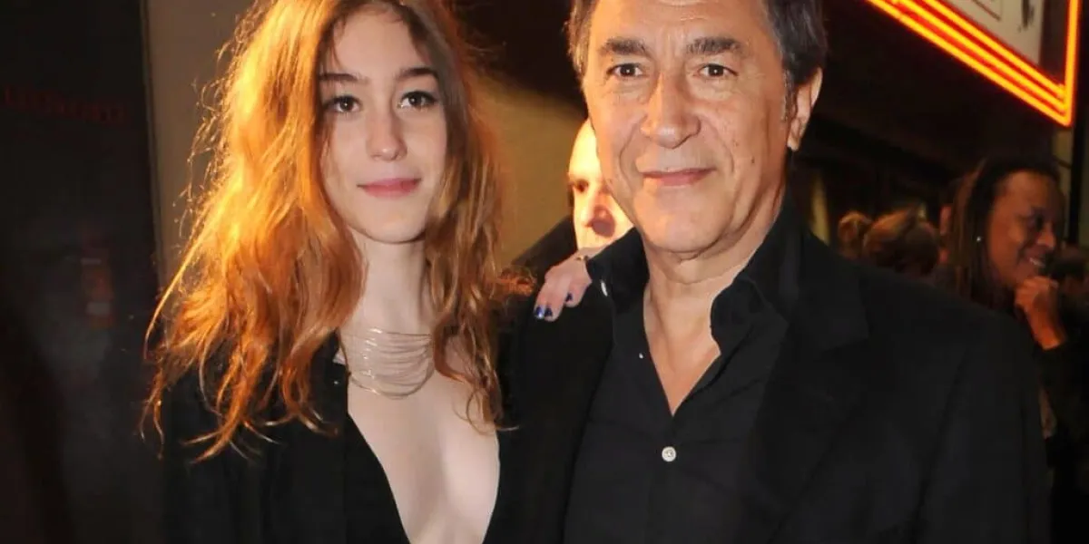 Joséphine Berry : la fille de Richard Berry est le sosie de sa maman, célèbre actrice aussi