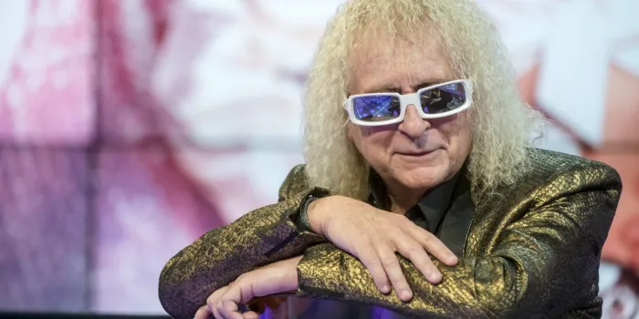 michel polnareff at the recording of tv show ''69 minutes sans chichis' on rtbf tv in brussels, belgium, on november 17, 2016 photo by danny gys reporters abacapresscom , 573897 025 bruxelles brussels belgique belgium