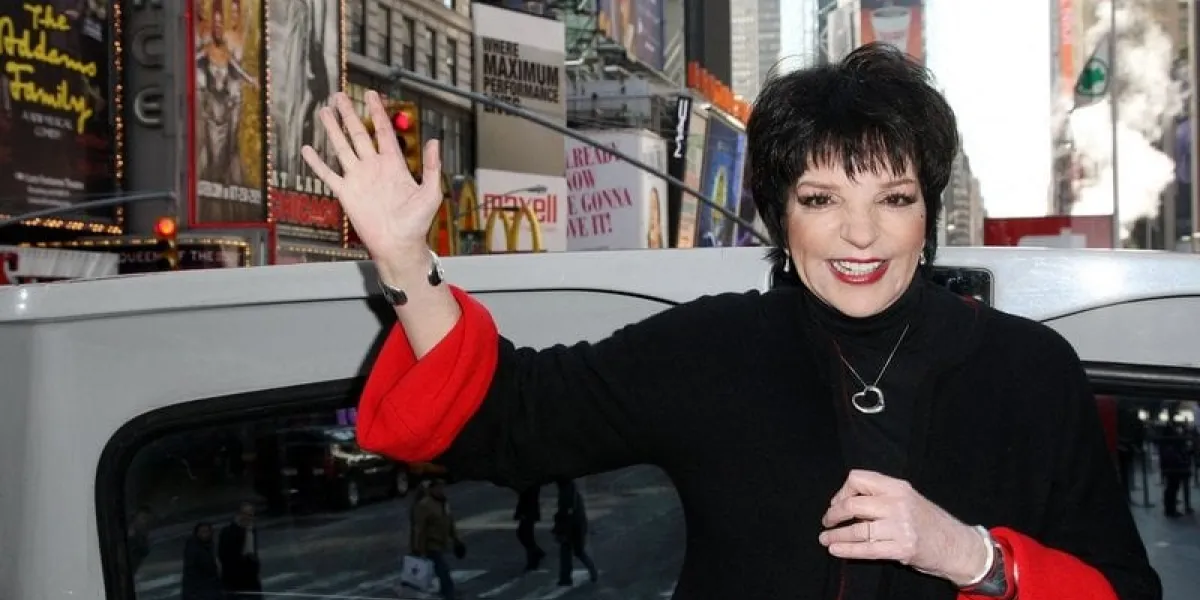 gray line new york's ride of fame honors liza minnelli - new york