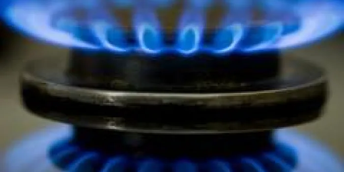 © patrick pleul dpa maxppp, (fichier dpa) une image de fichier datée du 09 juin 2008 d'une flamme de gaz à petersdorf, allemagne photo de patrick pleulfrance seulement