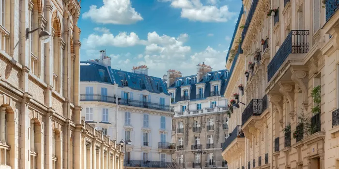 paris, beautiful buildings in a luxury neighborhood in the 17e arrondissement, typical haussmann facades