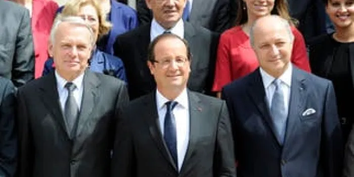 réunion politique du gouvernement de la france