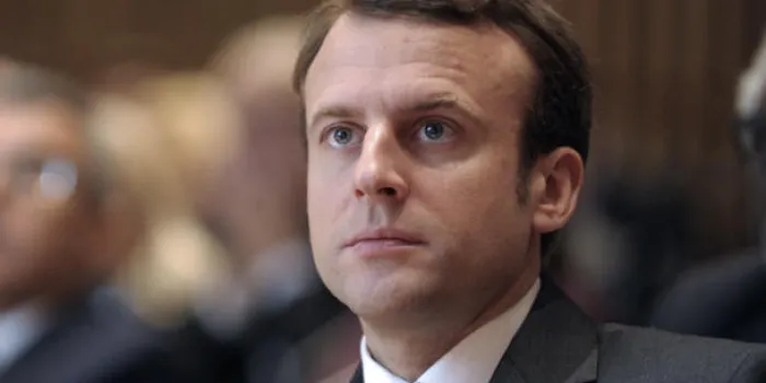 le ministre de l'economie français, emmanuel macron, écoute avant l'ouverture de la 7ème conférence annuelle des entrepreneurs au ministère de l'economie à paris le 17 novembre 2014 afp photo eric piermont