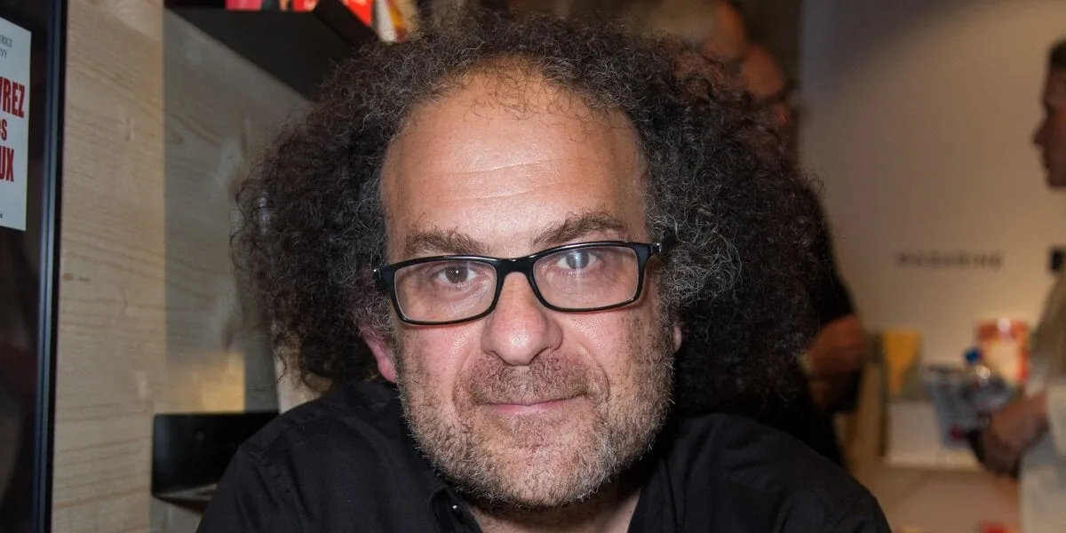 laurent karila lors du festival du livre de paris le 23 avril 2022 à paris, france photo par nasser berzane abacapresscom