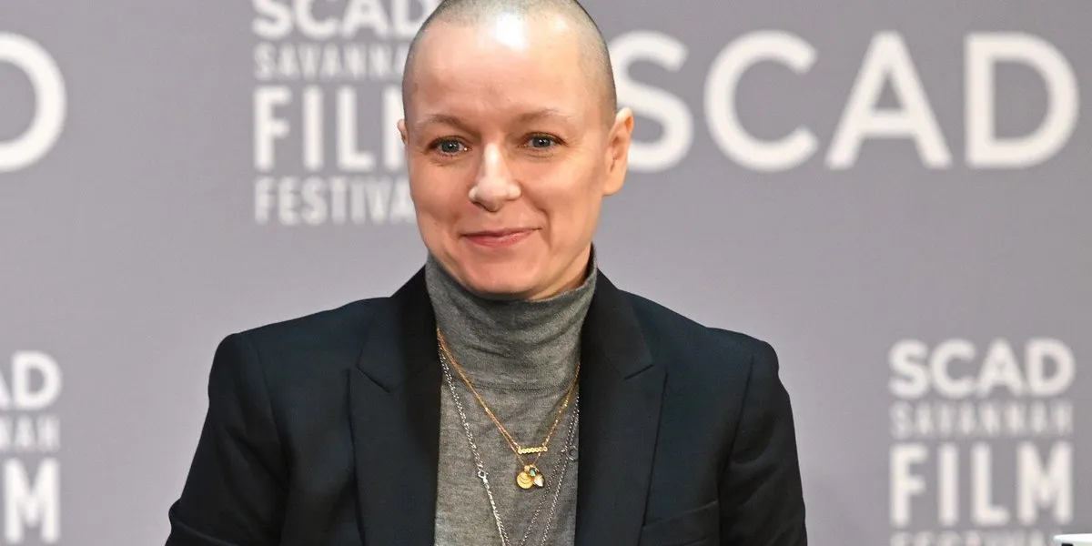 savannah, georgia - november 02  samantha morton speaks onstage during in conversation with samantha morton at the 22nd scad savannah film festival on november 02, 2019 at gutstein gallery in savannah, georgia  dia dipasupil getty images for scad afp