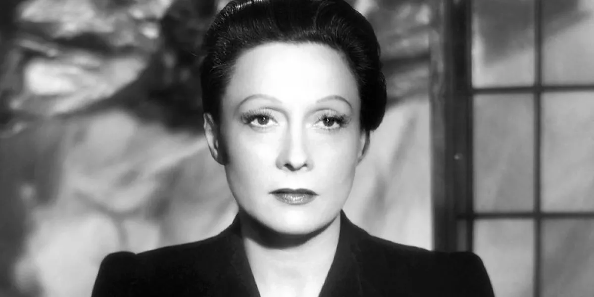 undated picture taken in the studios harcourt in paris, shows french actress arletty (leonie bathiat) (photo by -   afp)