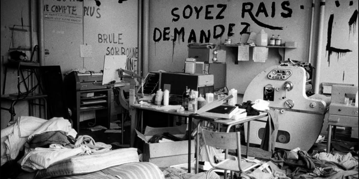 vue de l'imprimerie de la faculté de censier, transformée en dortoir par des étudiants grévistes, évacuée par les forces de l'ordre le 06 juillet 1968   afp photo   archives