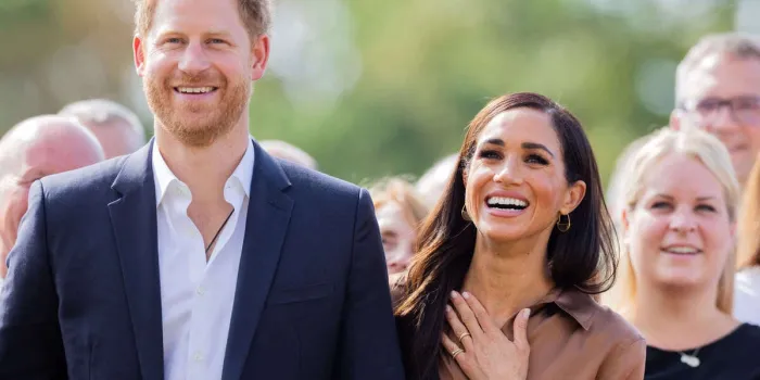 meghan et harry rencontrent des représentants de l'otan - düsseldorf