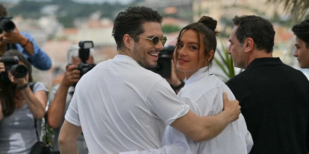 françois civil, adèle exarchopoulos au photocall du film l'amour ouf lors du 77e festival de cannes à cannes, france, le 24 mai 2024 photo by julien reynaud aps-medias abacapresscom
