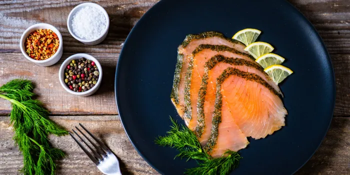 smoked salmon with dill and lemon